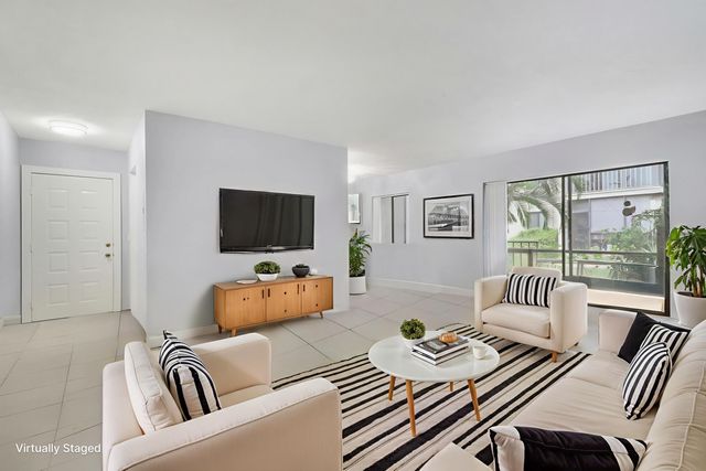 150 PINEVIEW Road C4, Jupiter, FL 33469
