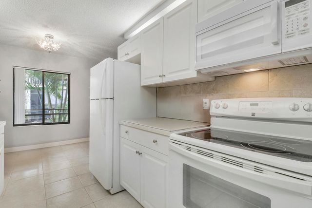 150 PINEVIEW Road C4, Jupiter, FL 33469