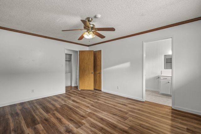 820 Middle Street, Redding, CA 96003