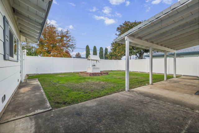 820 Middle Street, Redding, CA 96003