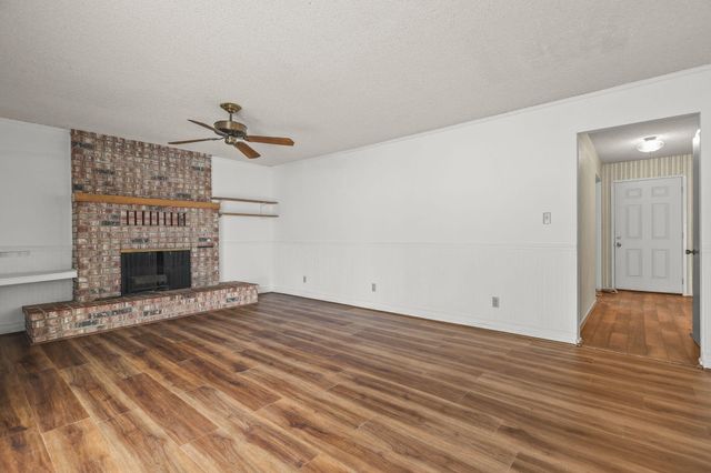 820 Middle Street, Redding, CA 96003