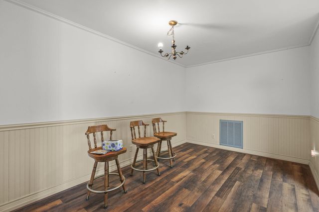 820 Middle Street, Redding, CA 96003