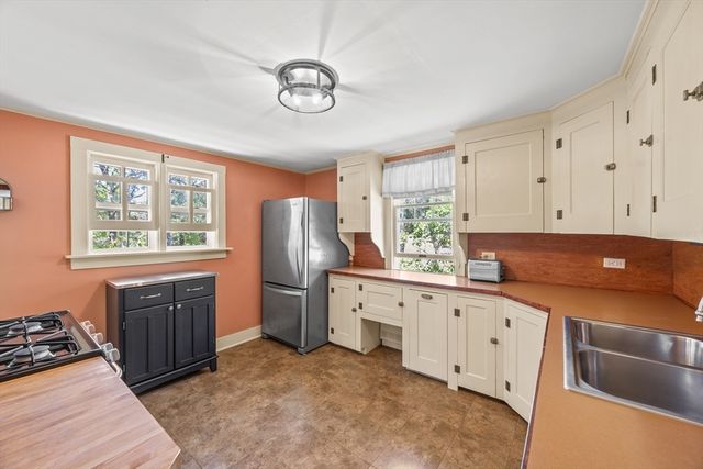 78 Shore Road, Truro, MA 02652