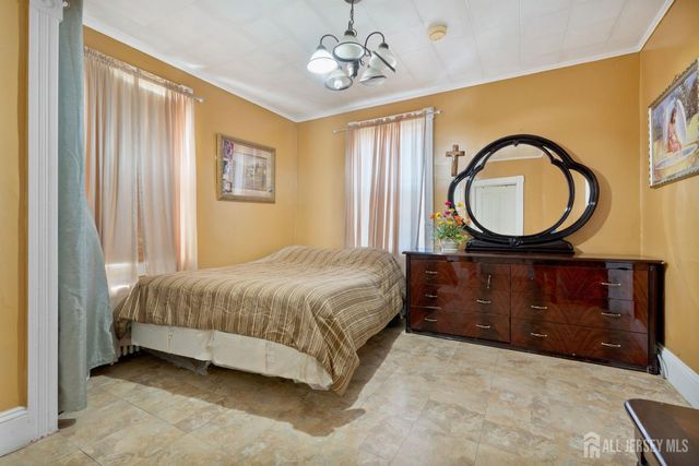 311 Gifford Street, Perth Amboy, NJ 08861