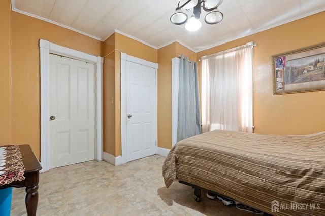 311 Gifford Street, Perth Amboy, NJ 08861