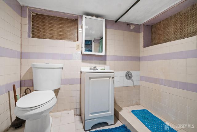 311 Gifford Street, Perth Amboy, NJ 08861