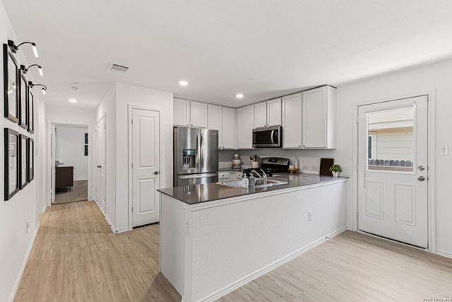 2426 Sweet Olive, New Braunfels, TX 78130