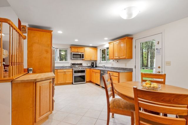 68 Lancaster County Rd, Harvard, MA 01451