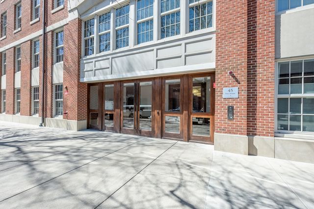 45 1st Ave 105, Boston, MA 02129