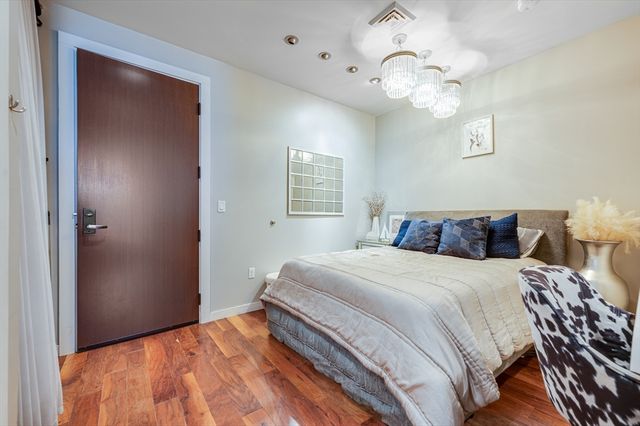 45 1st Ave 105, Boston, MA 02129