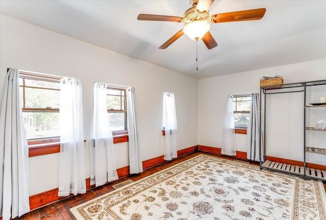 315 N Clifton Ave, Wichita, KS 67208