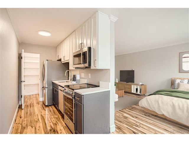 969 S Pearl St 204, Denver, CO 80209