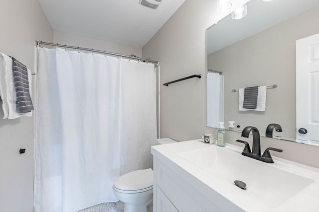 408 Fountain Avenue, Elgin, IL 60124