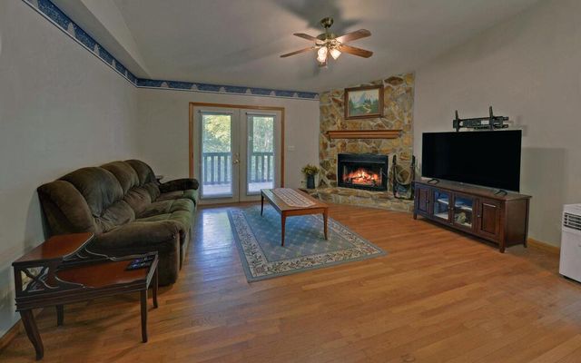 550 Evans Hollow Road, Murphy, NC 28906