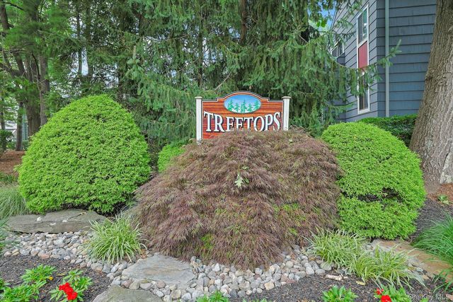 158 Branchwood Lane, Nanuet, NY 10954