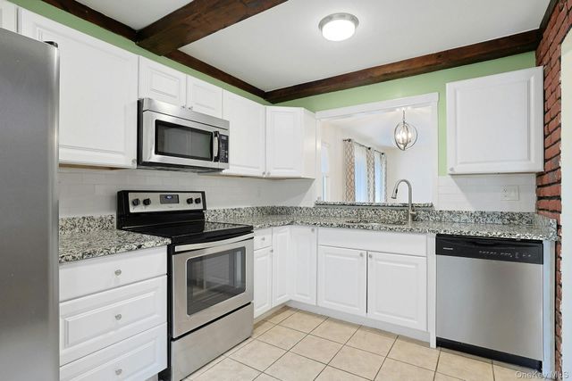 158 Branchwood Lane, Nanuet, NY 10954