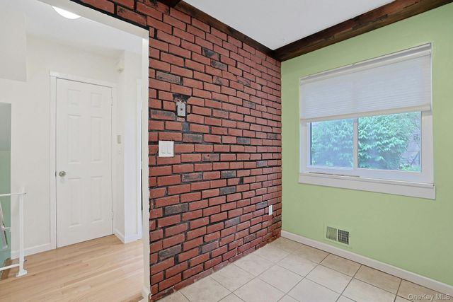 158 Branchwood Lane, Nanuet, NY 10954