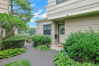 158 Branchwood Lane, Nanuet, NY 10954