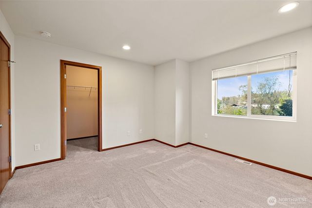 1317 52nd Street NE, Auburn, WA 98002