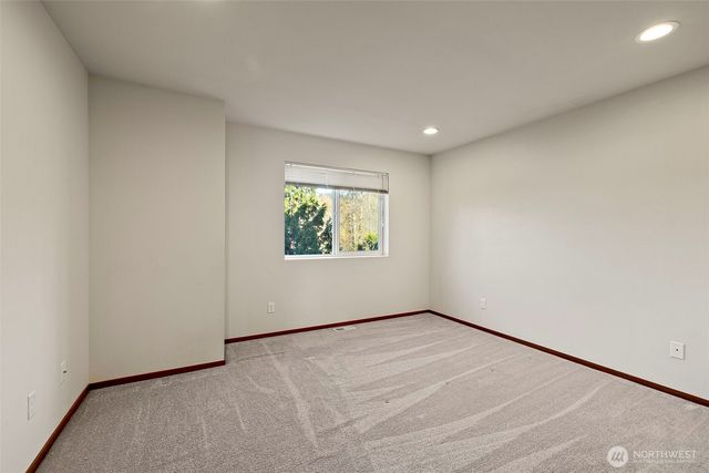 1317 52nd Street NE, Auburn, WA 98002