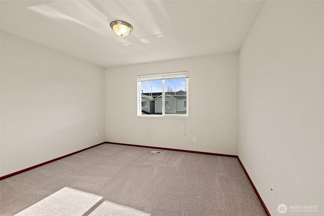 1317 52nd Street NE, Auburn, WA 98002