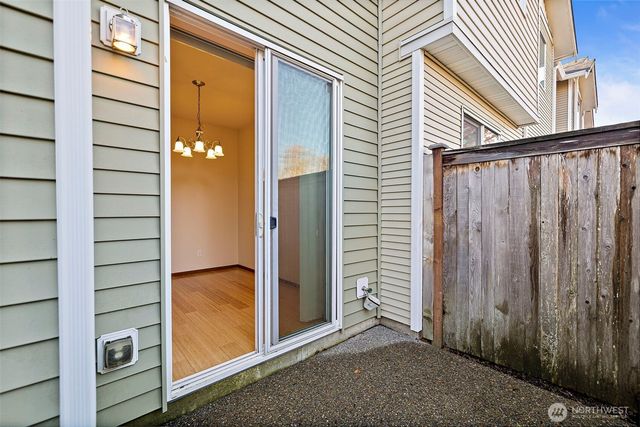 1317 52nd Street NE, Auburn, WA 98002