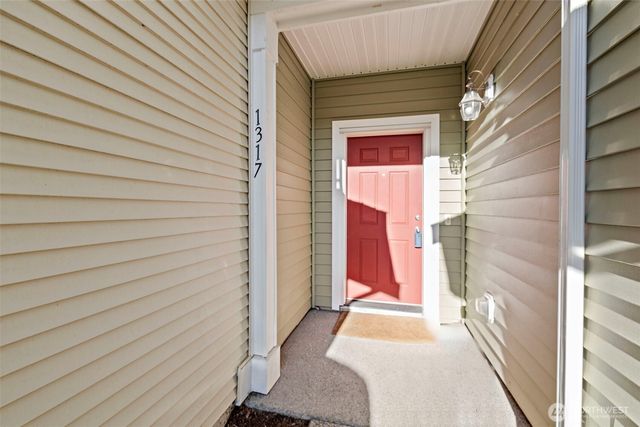 1317 52nd Street NE, Auburn, WA 98002