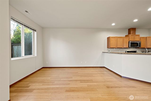 1317 52nd Street NE, Auburn, WA 98002