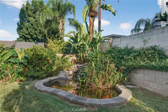 1055 Roosevelt Road, Redlands, CA 92374