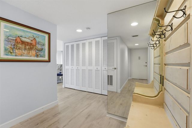 6415 MIDNIGHT PASS ROAD 310, Sarasota, FL 34242