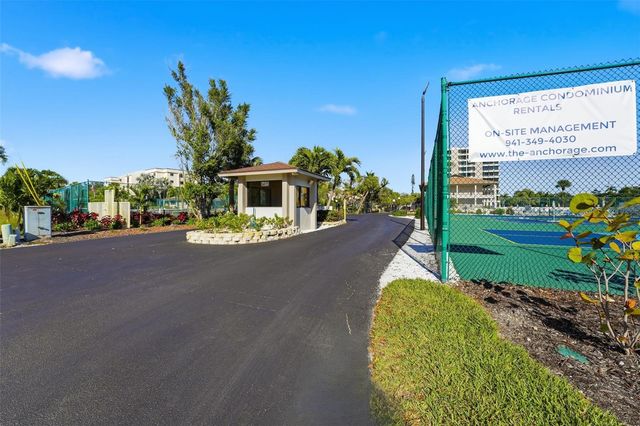 6415 MIDNIGHT PASS ROAD 310, Sarasota, FL 34242