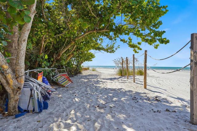 6415 MIDNIGHT PASS ROAD 310, Sarasota, FL 34242