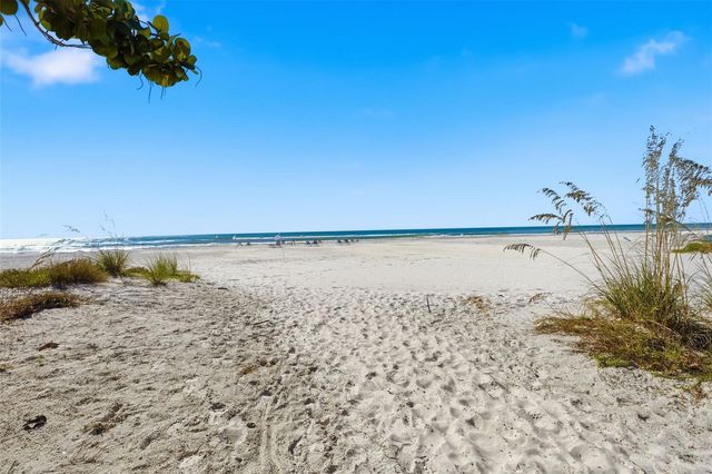 6415 MIDNIGHT PASS ROAD 310, Sarasota, FL 34242