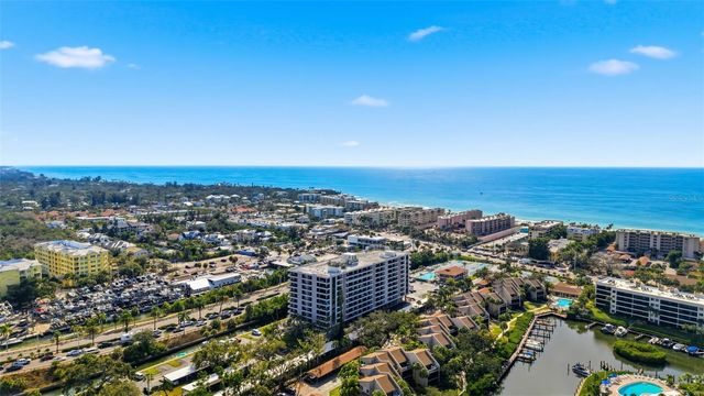 6415 MIDNIGHT PASS ROAD 310, Sarasota, FL 34242