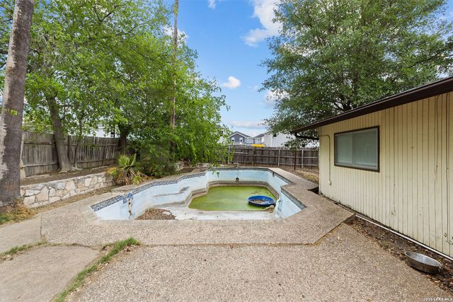 7019 Scottswood, San Antonio, TX 78239