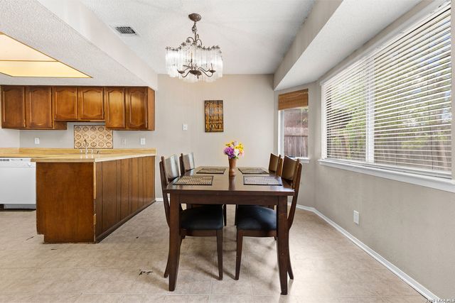 7019 Scottswood, San Antonio, TX 78239