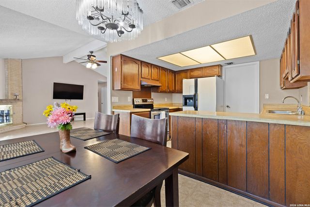 7019 Scottswood, San Antonio, TX 78239