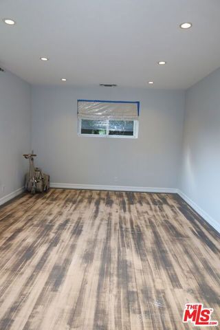 1617 Roscomare Road, Los Angeles, CA 90077