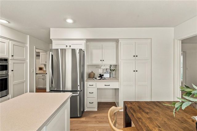 2012 W 123rd Terrace, Leawood, KS 66209