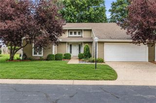 2012 W 123rd Terrace, Leawood, KS 66209