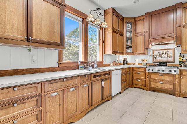 2271 Leadenwah Drive, Wadmalaw Island, SC 29487