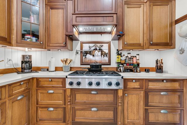 2271 Leadenwah Drive, Wadmalaw Island, SC 29487