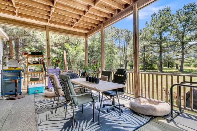 2271 Leadenwah Drive, Wadmalaw Island, SC 29487