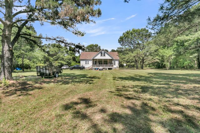 2271 Leadenwah Drive, Wadmalaw Island, SC 29487