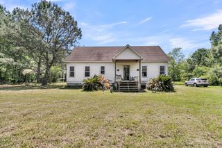 2271 Leadenwah Drive, Wadmalaw Island, SC 29487
