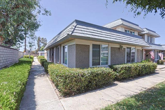 23012 Ditz, Lake Forest, CA 92630