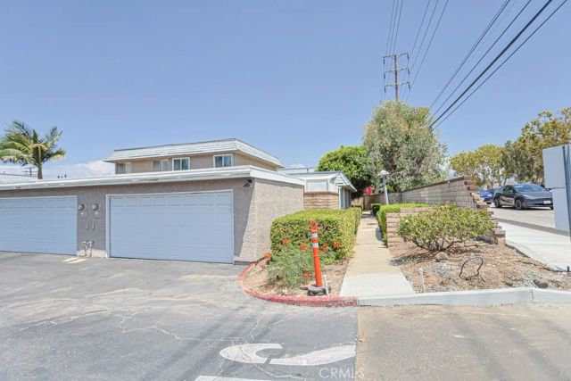 23012 Ditz, Lake Forest, CA 92630