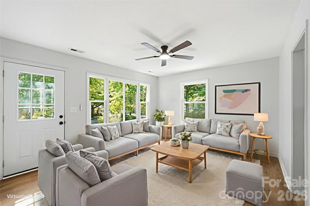 9828 Starwood Drive, Charlotte, NC 28215