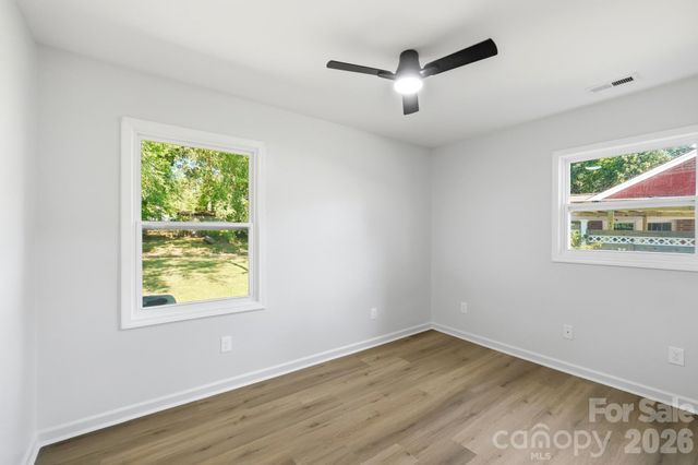 9828 Starwood Drive, Charlotte, NC 28215