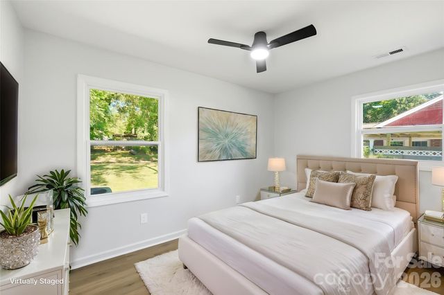 9828 Starwood Drive, Charlotte, NC 28215